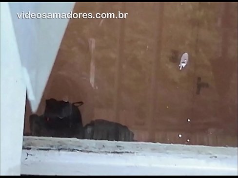 ❤️ Home excitat mirant la seva xicota amb un altre noi, gravant un vídeo de merda sense molestar la parella ❤ Porno preciós al porno ca.naughtyhentai.ru
